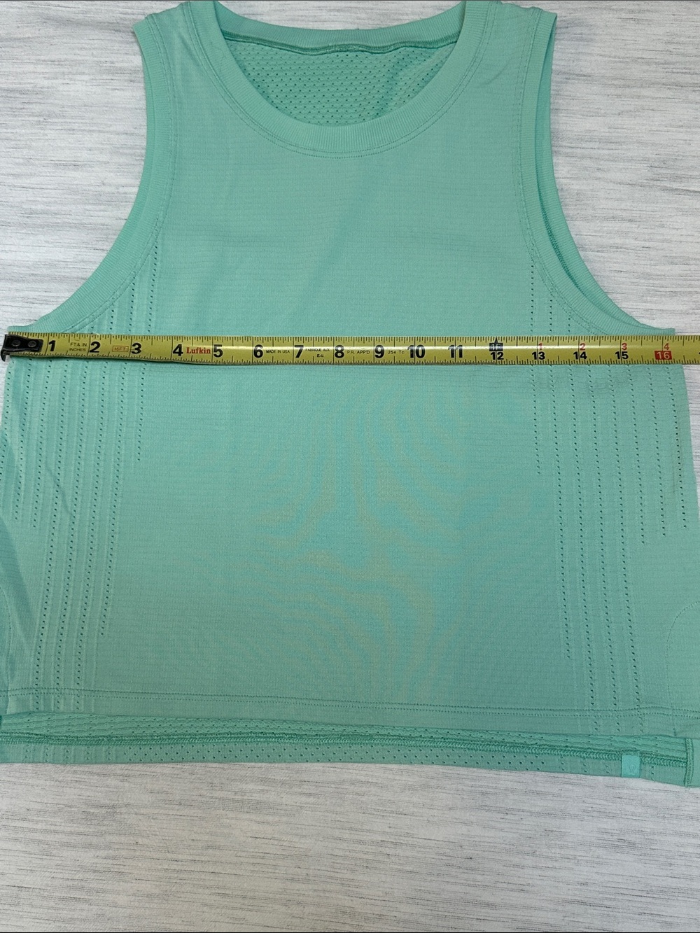 Lululemon Train to be Tank - Picture 5 of 7